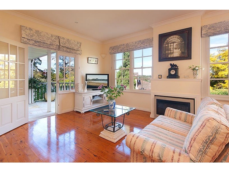 98 Neerim Rd, Castle Cove NSW 2069