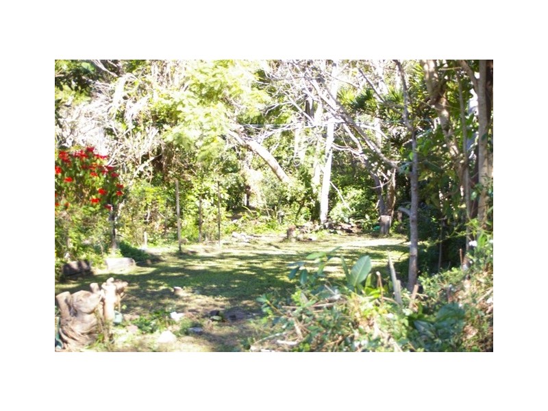 Fifth Ave, Somerset Dam QLD 4312
