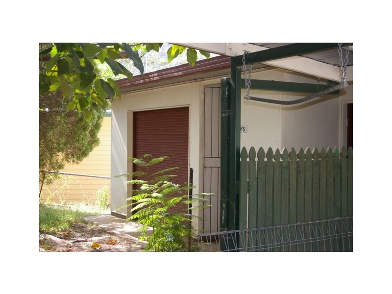 1 First Ave, Somerset Dam QLD 4312