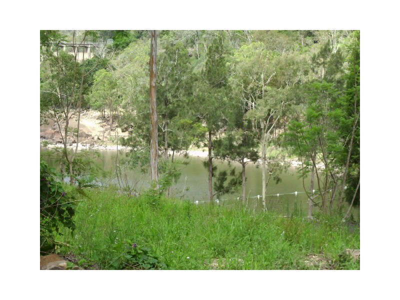 11 Jubliee, Somerset Dam QLD 4312