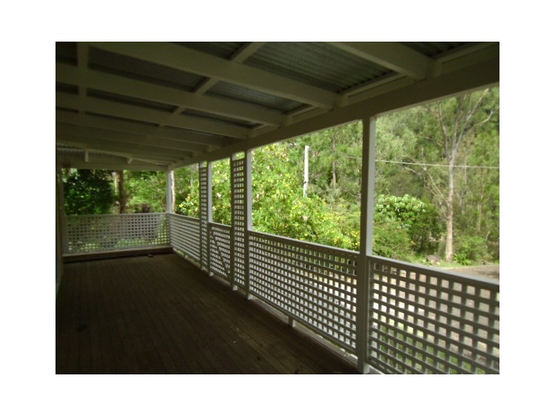 11 Jubliee, Somerset Dam QLD 4312