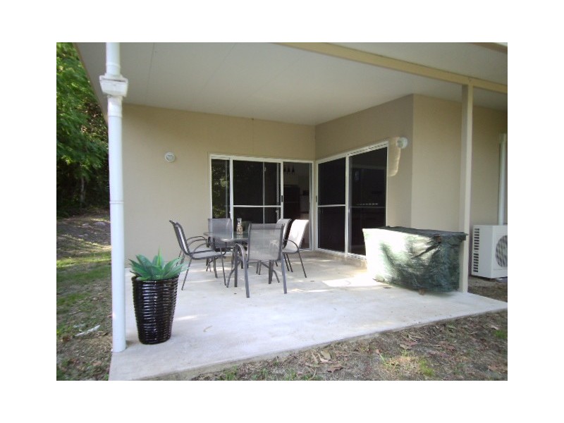 13 First Ave, Somerset Dam QLD 4312