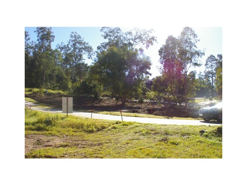 First Ave, Somerset Dam QLD 4312