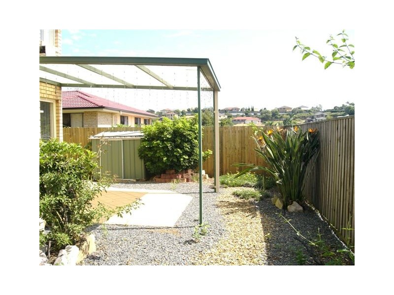 8 FAIRMONT CRESCENT, Underwood QLD 4119