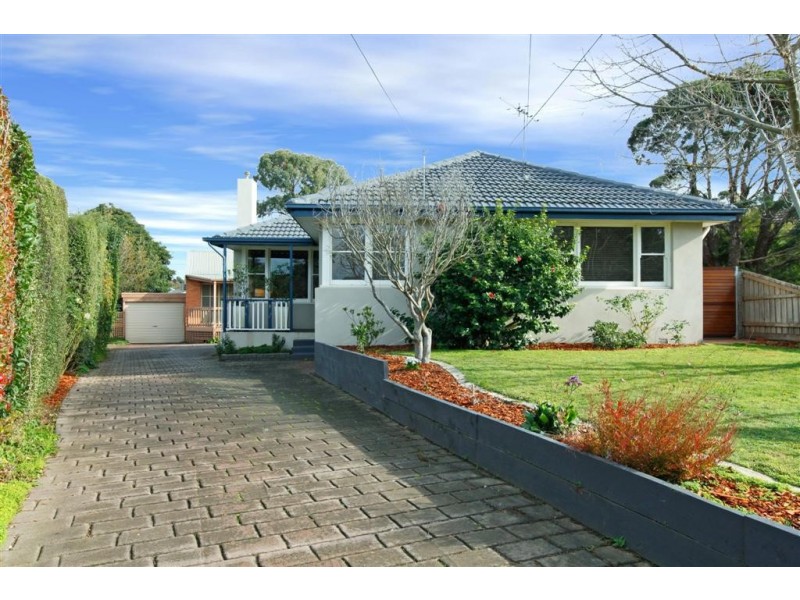 5 The Crest, Watsonia North VIC 3087
