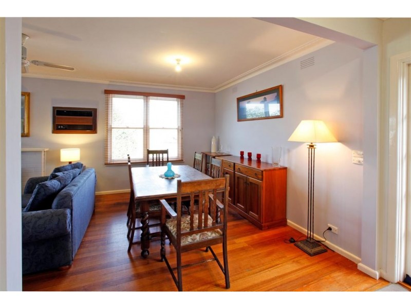 5 The Crest, Watsonia North VIC 3087