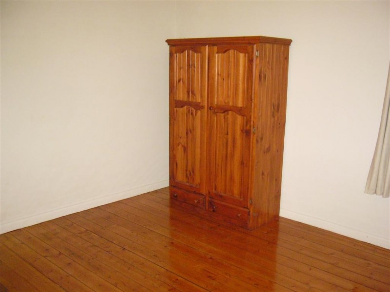 33 Normanby Ave, Thornbury VIC 3071