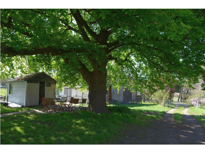 1951 Melba Highway, Dixons Creek VIC 3775