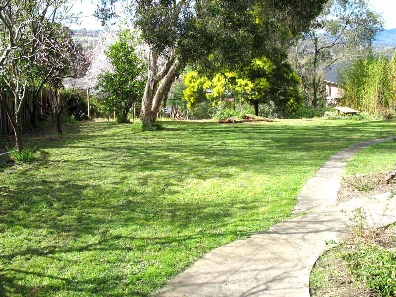 66 Neuparth Road, Croydon North VIC 3136