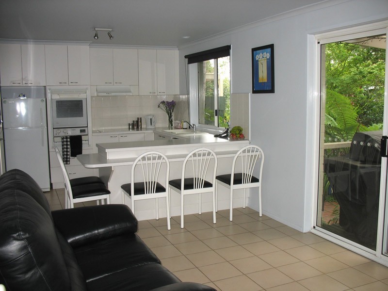 27 Savanna Drive, Mooroolbark VIC 3138