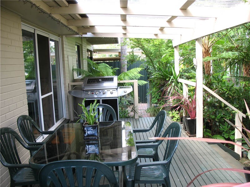 27 Savanna Drive, Mooroolbark VIC 3138