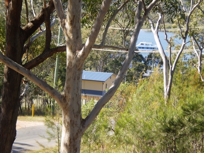 56 Barcelona Tce, Russell Island QLD 4184