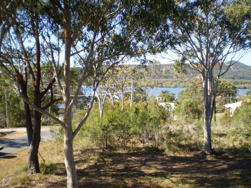 56 Barcelona Tce, Russell Island QLD 4184