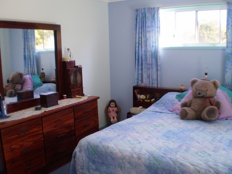 56 Barcelona Tce, Russell Island QLD 4184