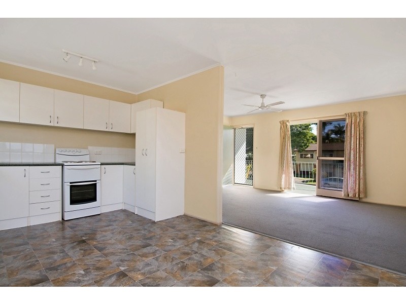 9 Kolora Cres, Ferny Hills QLD 4055