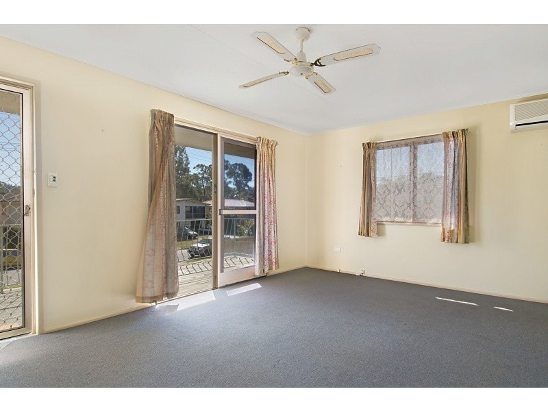 9 Kolora Cres, Ferny Hills QLD 4055