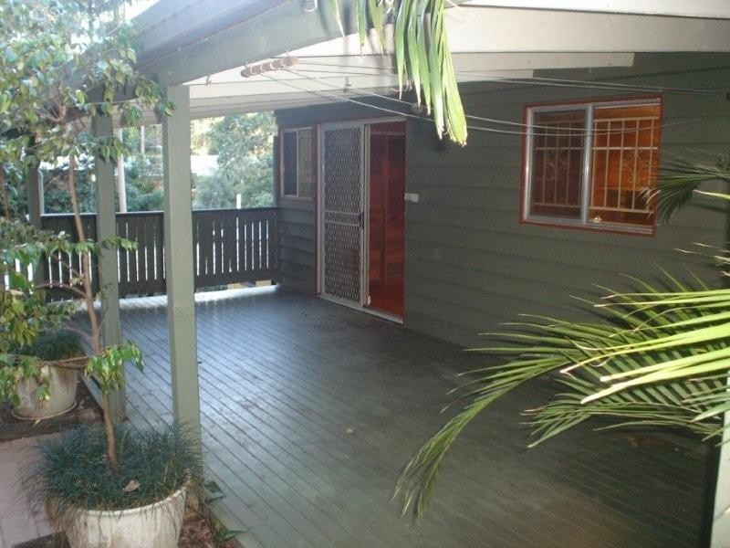 11 Wallaroy Ct, Ferny Hills QLD 4055