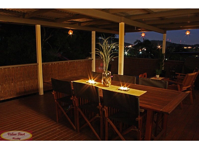 7 Penambul Cres, Ferny Hills QLD 4055