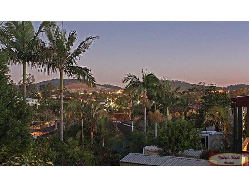 7 Penambul Cres, Ferny Hills QLD 4055