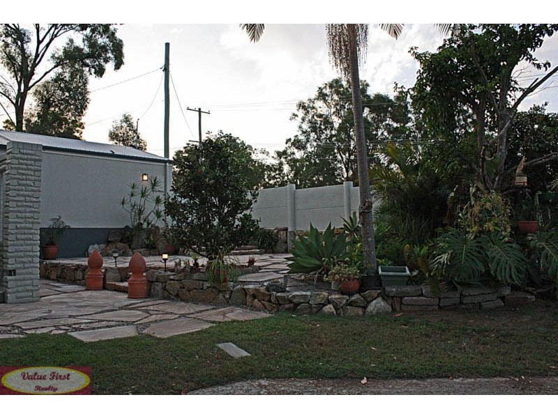 89 Plucks Rd, Arana Hills QLD 4054