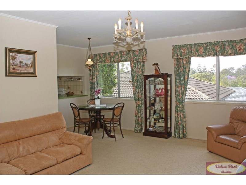 14 Jane St, Arana Hills QLD 4054