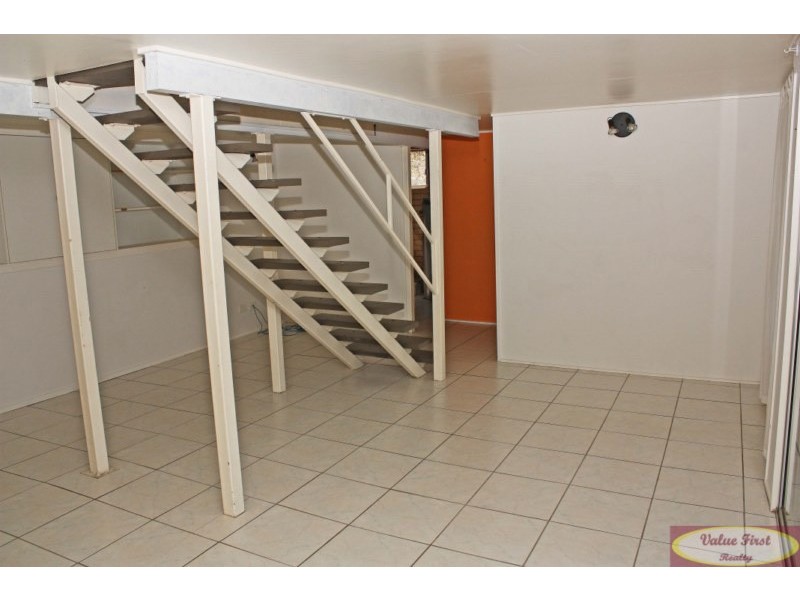 10 Caesar Rd, Ferny Hills QLD 4055