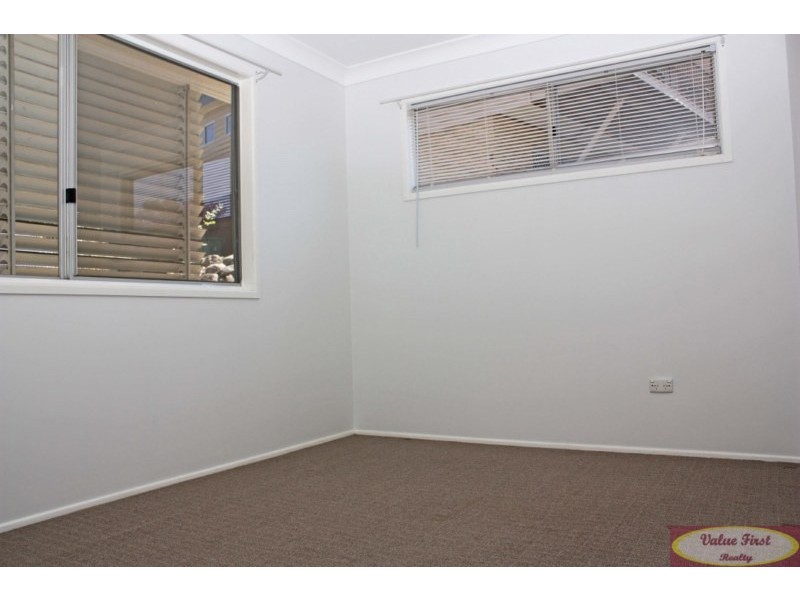 10 Caesar Rd, Ferny Hills QLD 4055