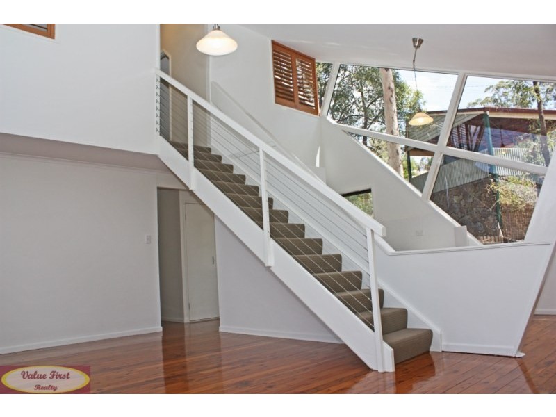 24 Balfour St, Ferny Hills QLD 4055