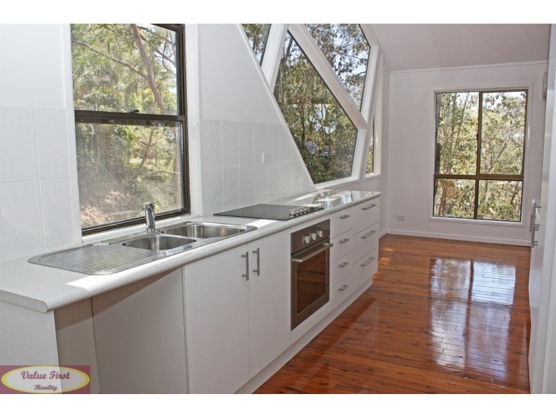 24 Balfour St, Ferny Hills QLD 4055