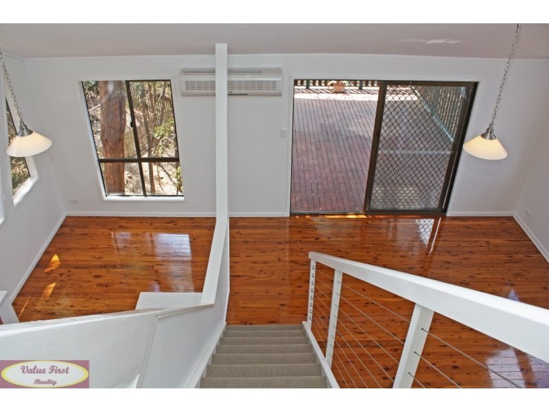 24 Balfour St, Ferny Hills QLD 4055