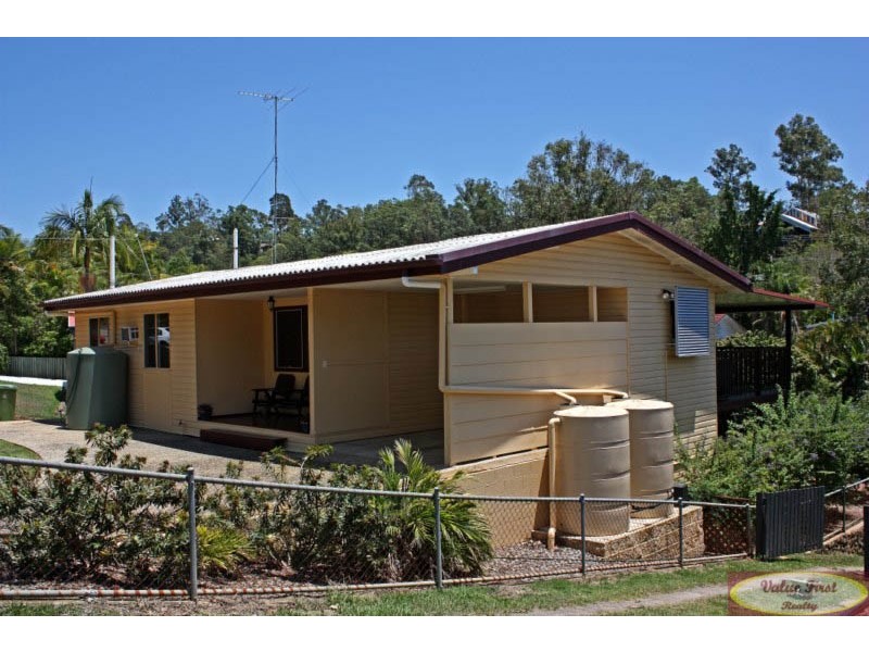 22 Menangle Ave, Arana Hills QLD 4054