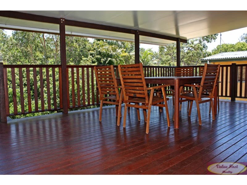 22 Menangle Ave, Arana Hills QLD 4054