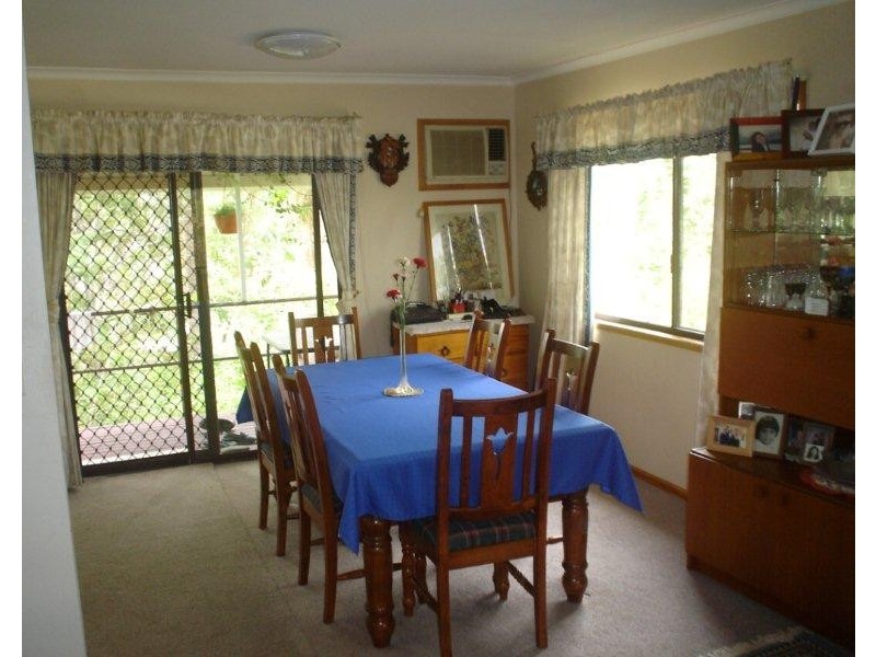 3 Eveleigh St, Arana Hills QLD 4054