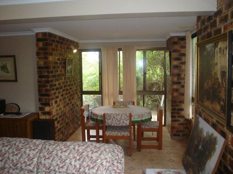 3 Eveleigh St, Arana Hills QLD 4054