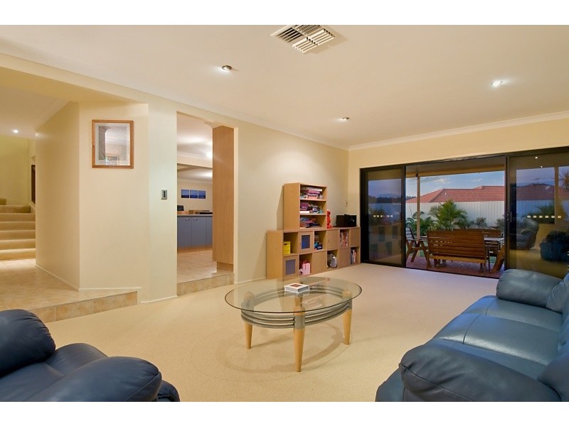 75 Karvella St, Upper Kedron QLD 4055
