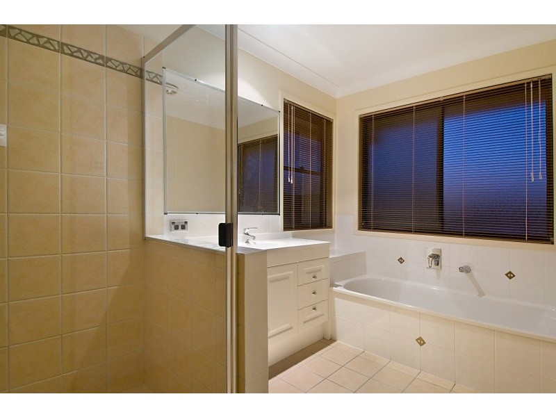 75 Karvella St, Upper Kedron QLD 4055