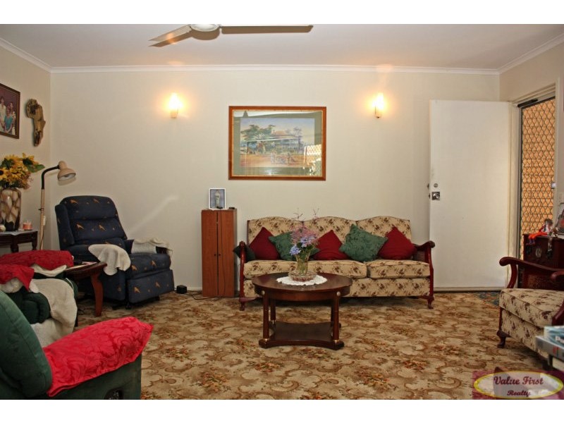11 Naalong Gr, Ferny Hills QLD 4055