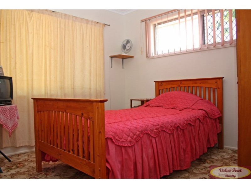 11 Naalong Gr, Ferny Hills QLD 4055