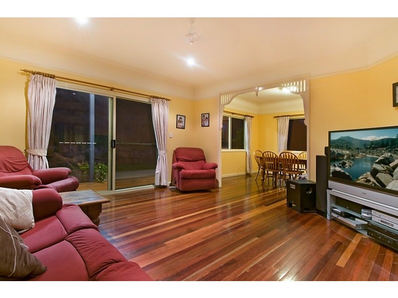 486 Cedar Ck Rd, Samford QLD 4520