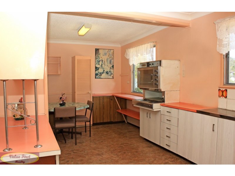 6 Mawarra Cres, Ferny Hills QLD 4055