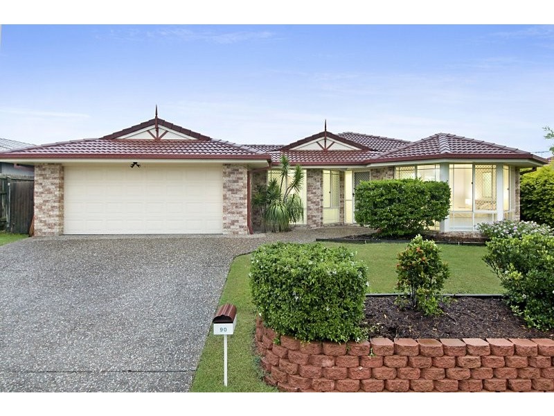 90 Charolais Cres, Upper Kedron QLD 4055