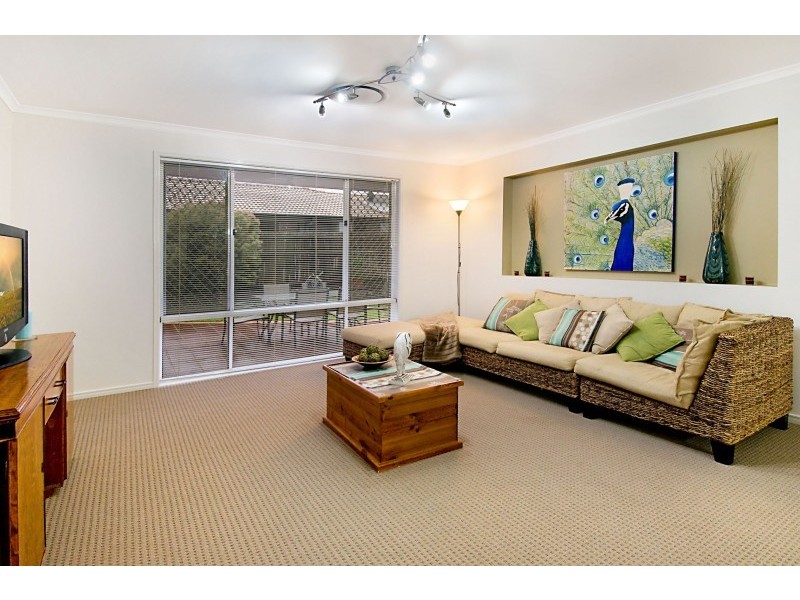 90 Charolais Cres, Upper Kedron QLD 4055