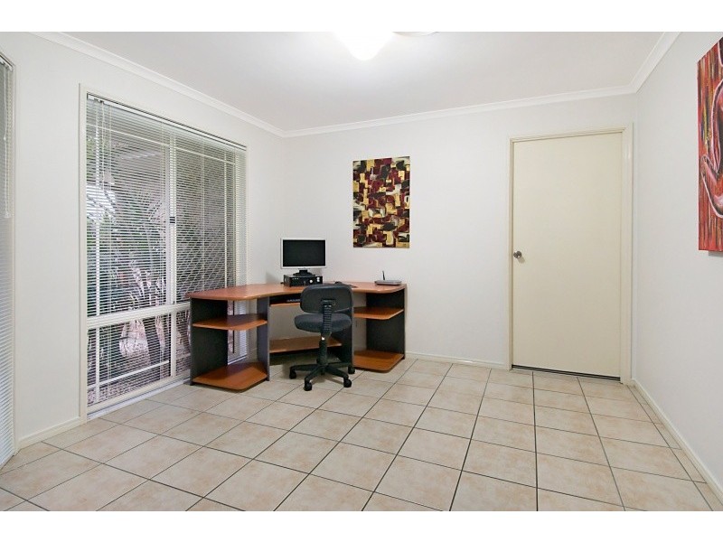 90 Charolais Cres, Upper Kedron QLD 4055