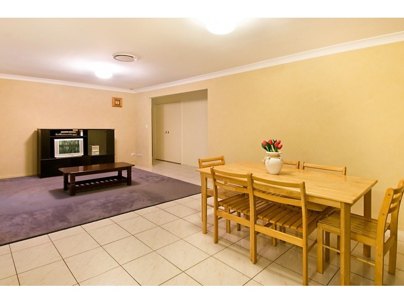 84 Glengarry Rd, Keperra QLD 4054