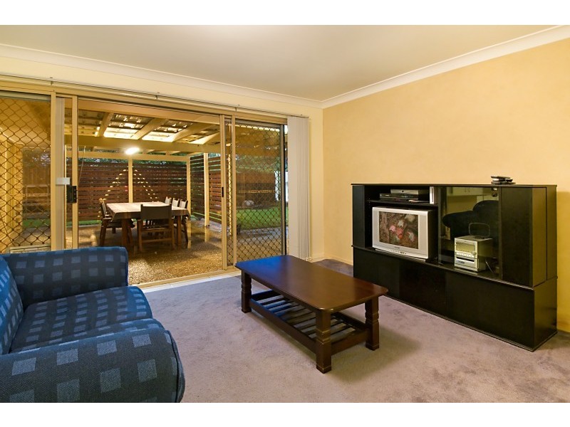 84 Glengarry Rd, Keperra QLD 4054