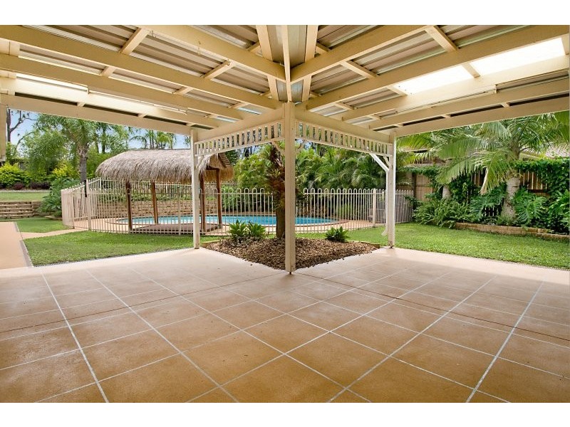 9 Lena Pl, Windaroo QLD 4207