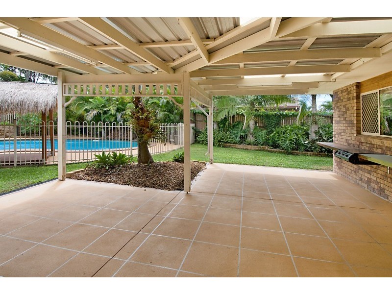 9 Lena Pl, Windaroo QLD 4207