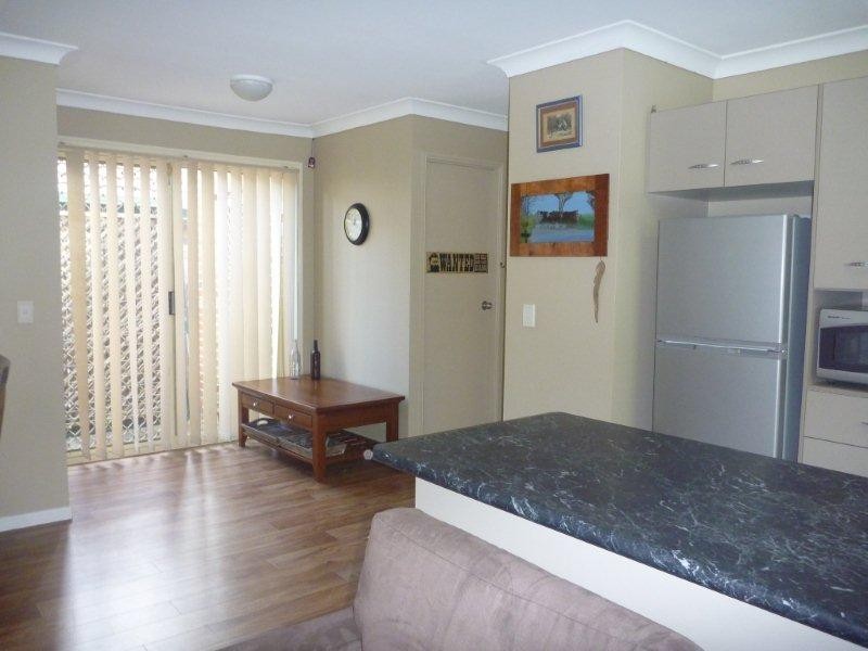 35 Dampier Cres, Forest Lake QLD 4078