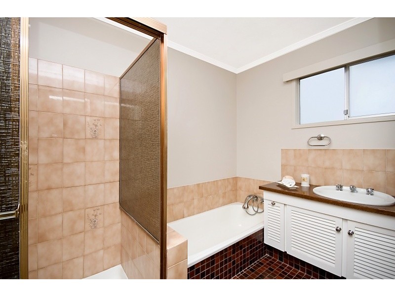 19 Ardisia St, Arana Hills QLD 4054