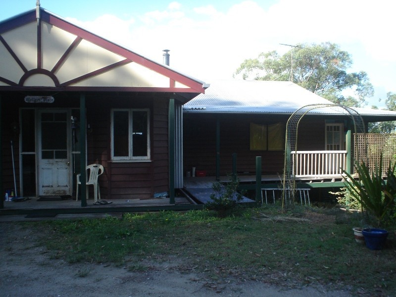 174 Woodward Rd, Armstrong Creek QLD 4520